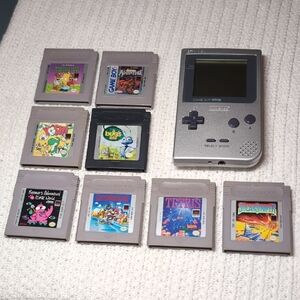 Nintendo Game Boy Console - Silver With 8 Working Game Cartridges Whole Lot